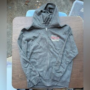 Neil Simon’s Plaza Suite Zip Up Hoodie size Medium Gray